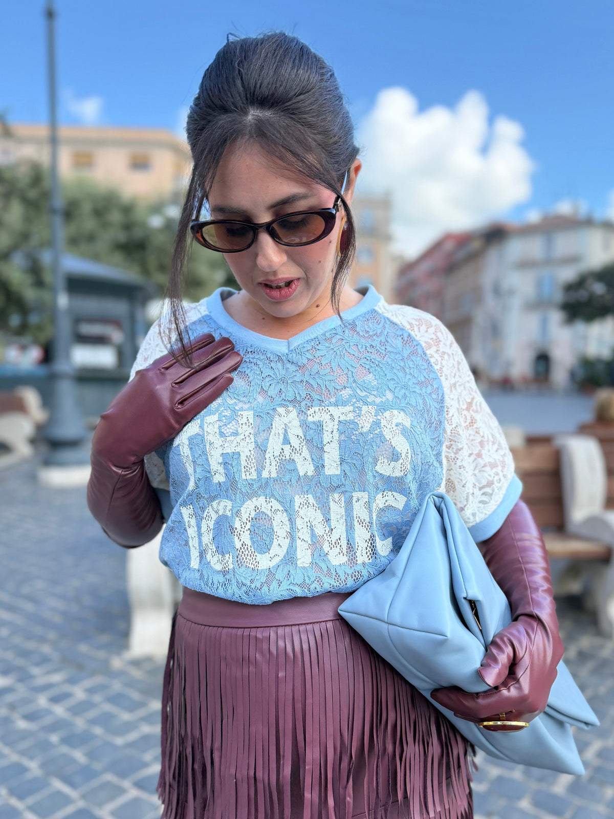 T-SHIRT BASKET ICONIC SKY