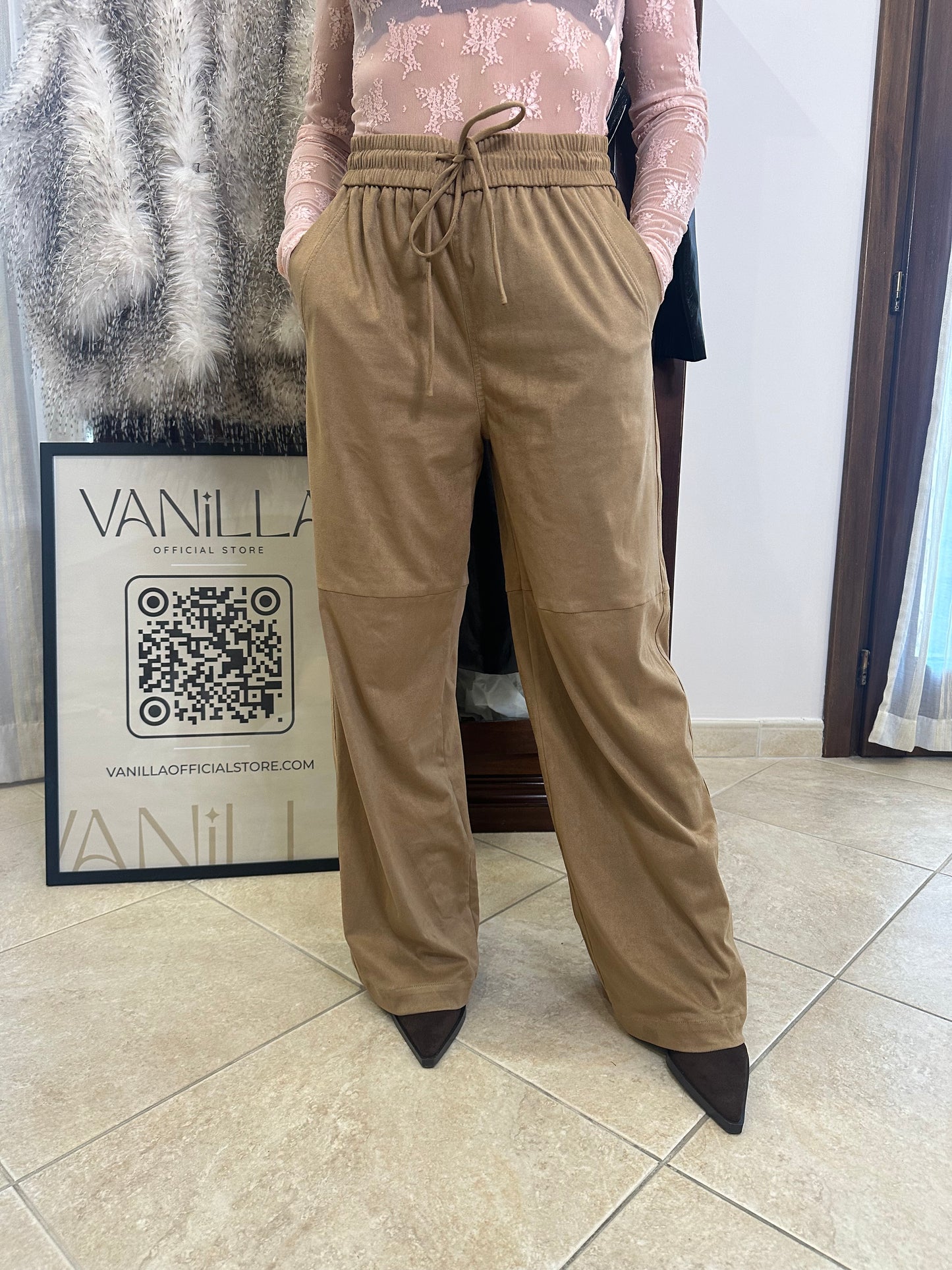 Pantalone Suede Camel by Lumina