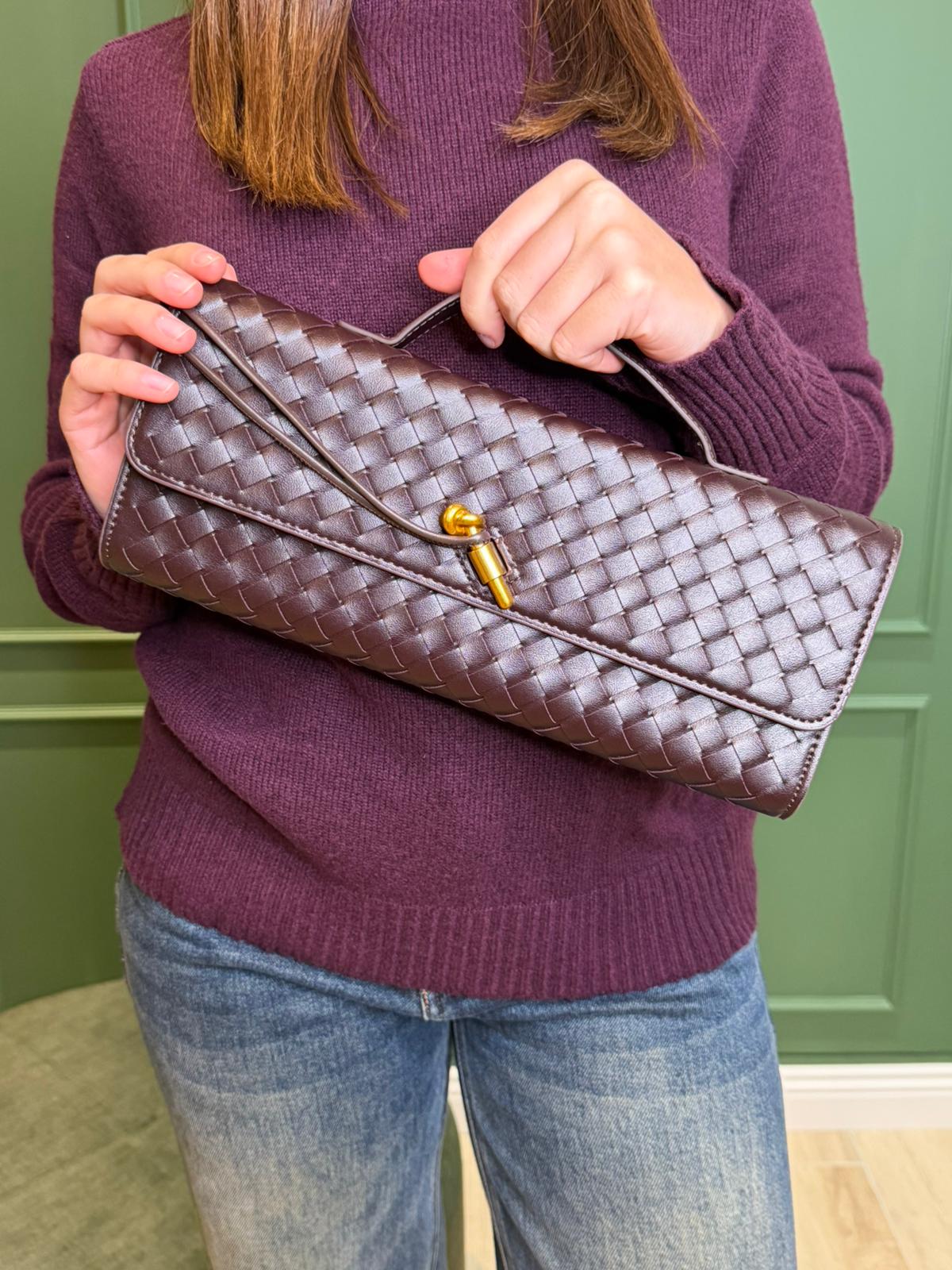 Clutch Mood Bottega Wine