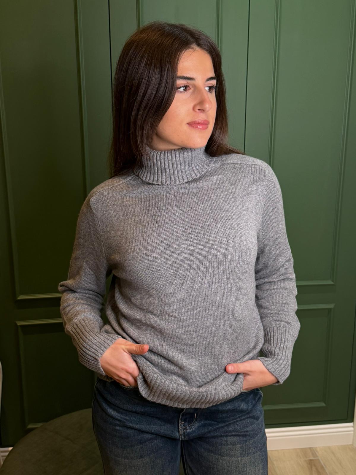 Maglione Basic Collo Alto